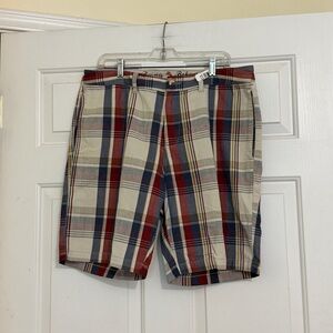 Tommy Bahama Men's Red/l& Navy Plaid Cotton Shorts Size 35